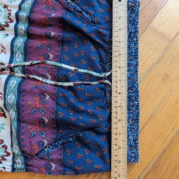 43. Roxy Multicolor Floral Pattern Boho Pants - Picture 3 of 4
